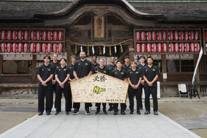 9/17(木) Bプレミア開幕に向けて大崎八幡宮で必勝祈願を行いました